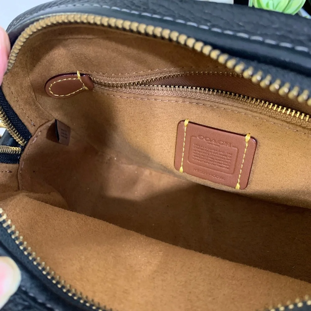 💕👜 COACH Camera Crossbody Black Leather Bag - Picture 10 of 11
